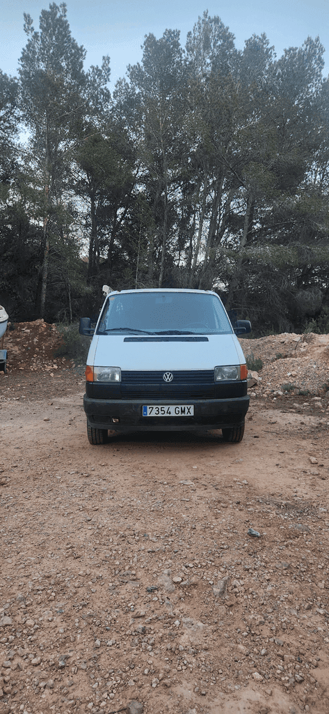 Volkswagen T4 Camper 1.9 TD – MOT valid until 2027 – Perfect for the Ibiza season