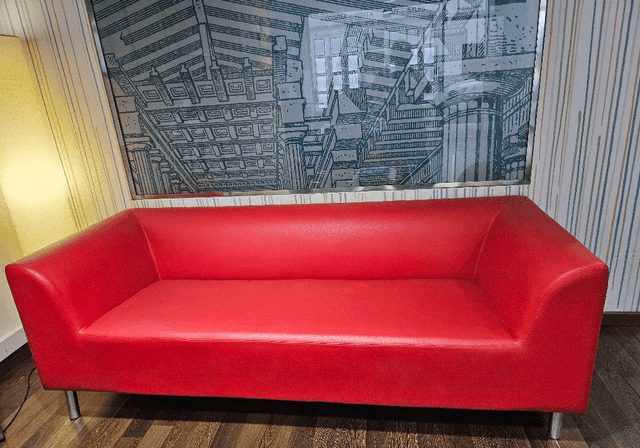 Arazzo Contemporary Sofa