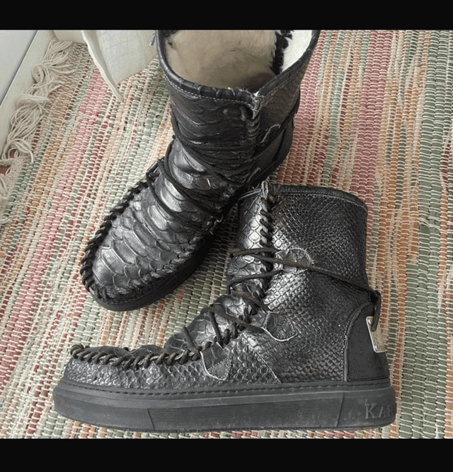 Leather boots