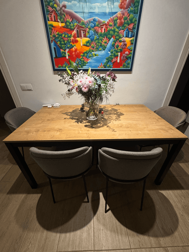 Table table
