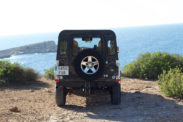 Land rover defender 110