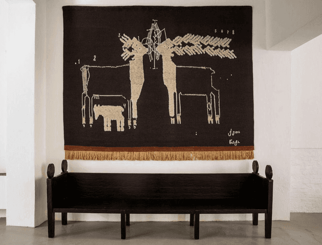 Wooden “lovers sofa”