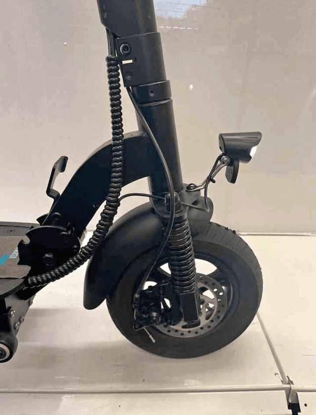 Electric scooter