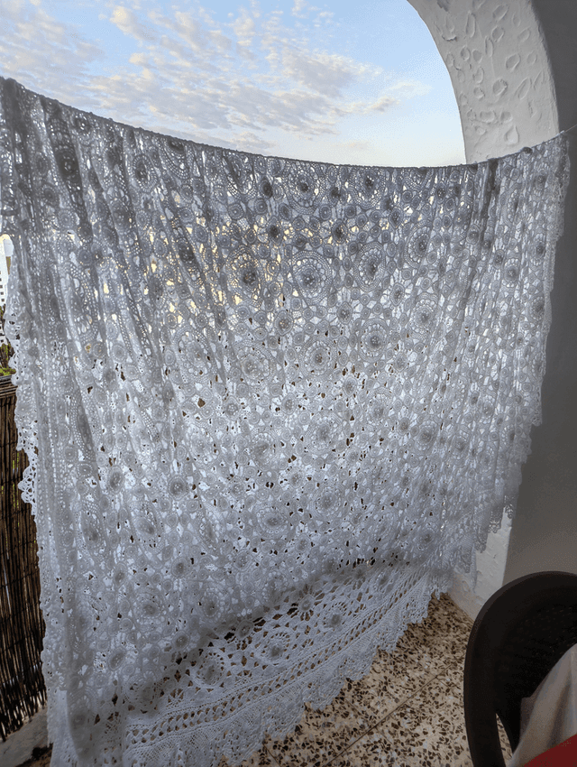 Crochet blanket